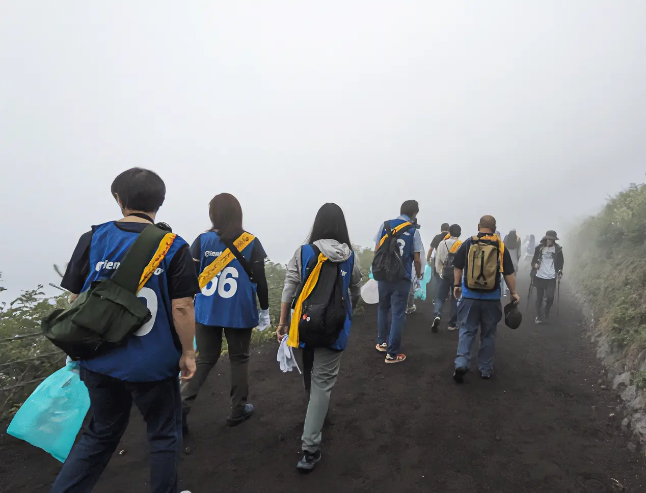 富士山環境美化前期クリーン作戦