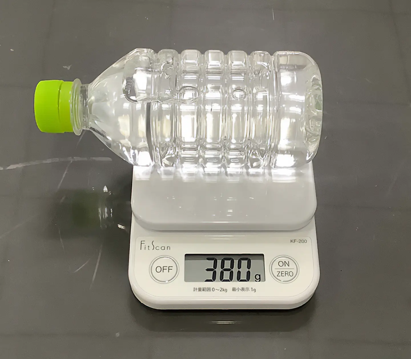 約380mlのペットボトル